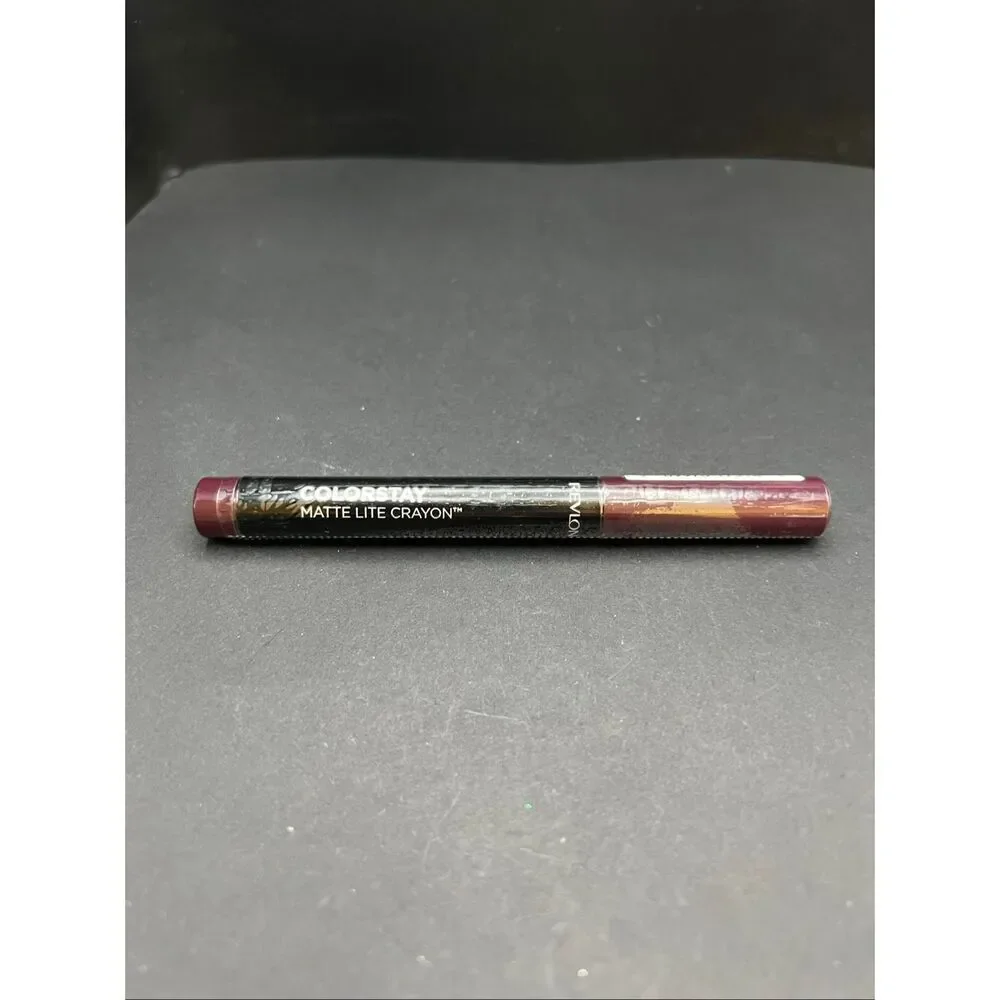 New Sealed Revlon Colorstay Matte Lite Crayon 012 On Cloud Wine